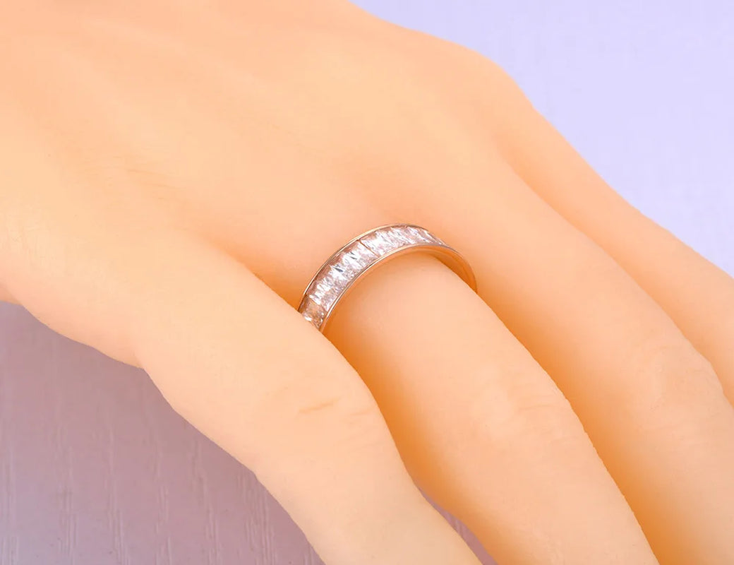 Titanium Stainless Steel Full Cubic Zirconia Anniversary Ring Jewelry Trendy CZ Crystal Wedding Rings for Women R20072