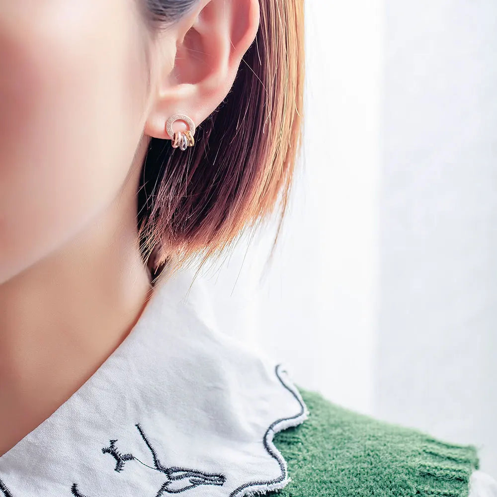Three-Color Circle Roman Numerals Circle Earrings for Women Titanium Steel Rose Gold Color Female Stud Earrings E17091