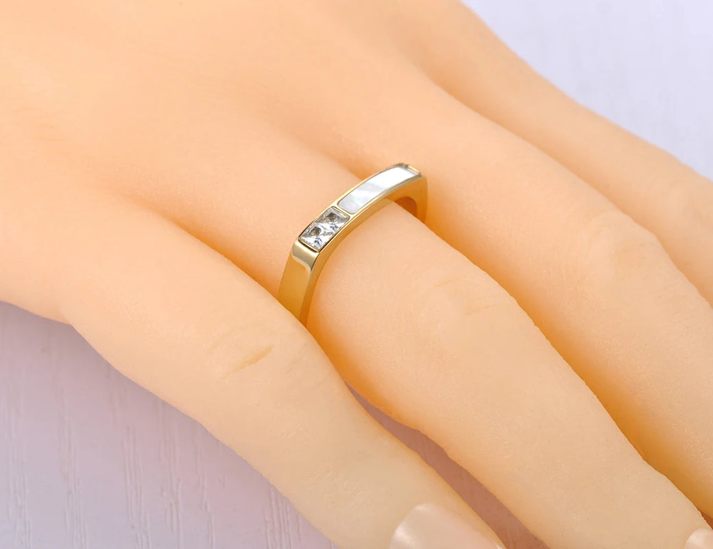 Design Titanium Stainless Steel Geometric Square Cubic Zirconia Rings 18K Gold Plated Bohemia Shell Ring for Women R21028