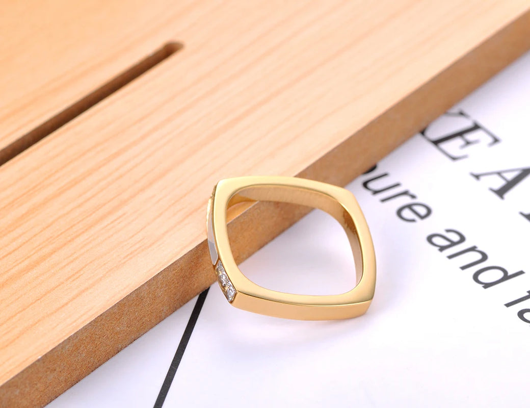 Design Titanium Stainless Steel Geometric Square Cubic Zirconia Rings 18K Gold Plated Bohemia Shell Ring for Women R21028